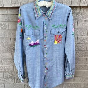 1970s Vintage Key Imperial Embroidered Mens Chambray Button Down Shirt- Medium